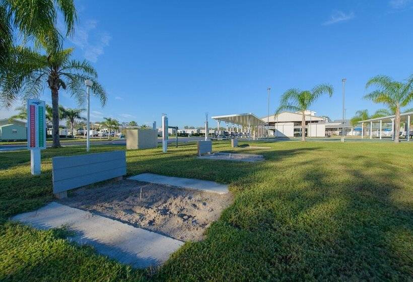 فندق Blueberry Hill