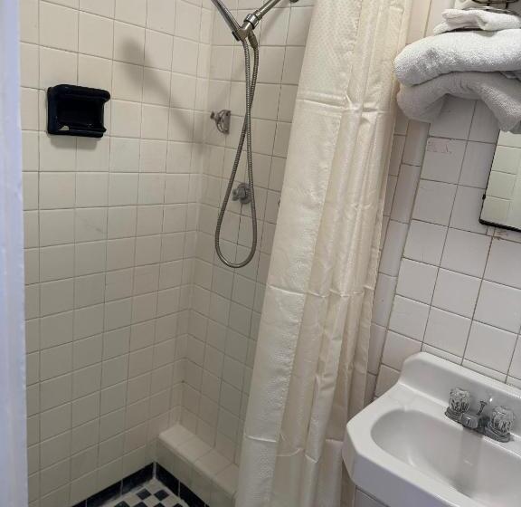 בית מלון כפרי Budget Inn   Scottsboro