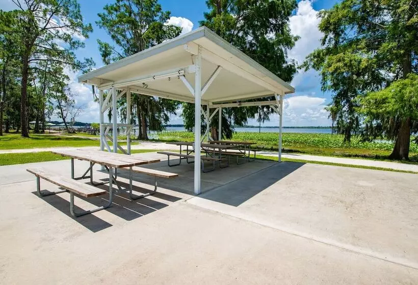 ホテル Buttonwood Bay Rv Resort