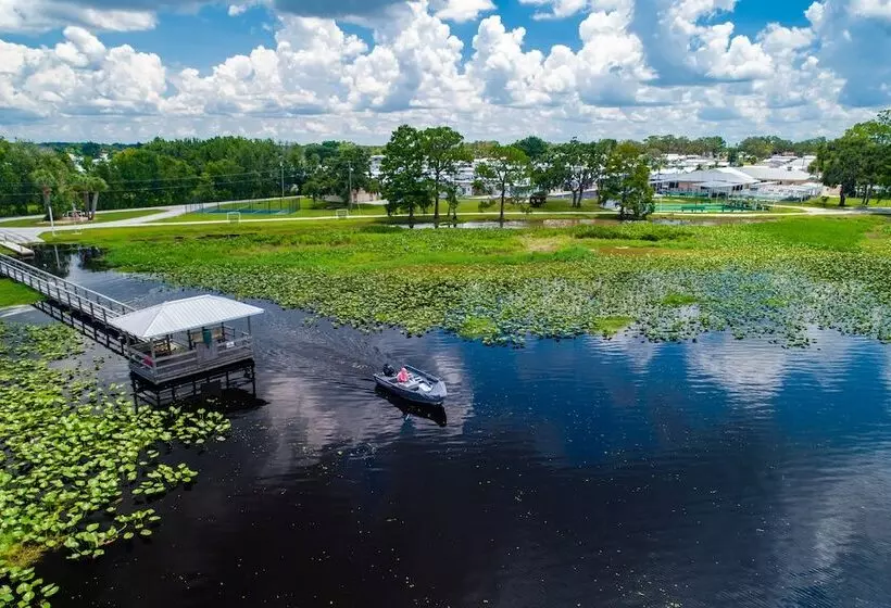 ホテル Buttonwood Bay Rv Resort