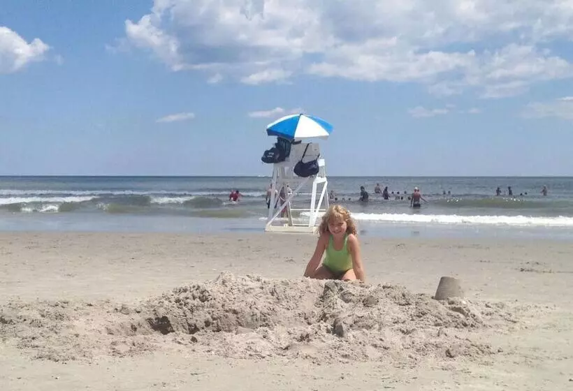 Hotelli Crystal Beach Motor Inn