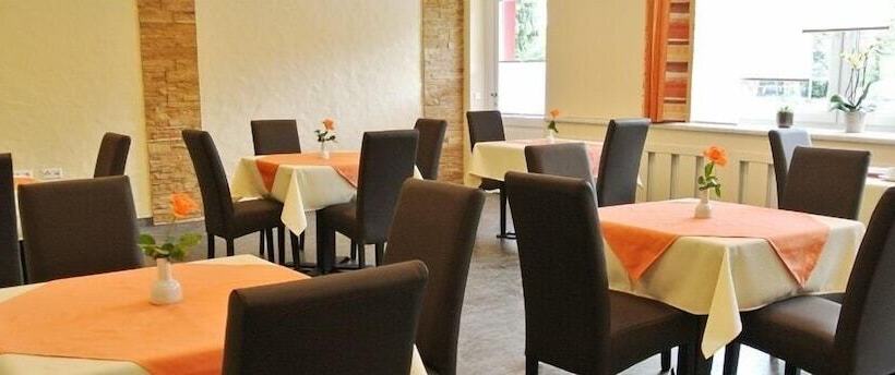 Отель Frühstückspension Paradiesgartl