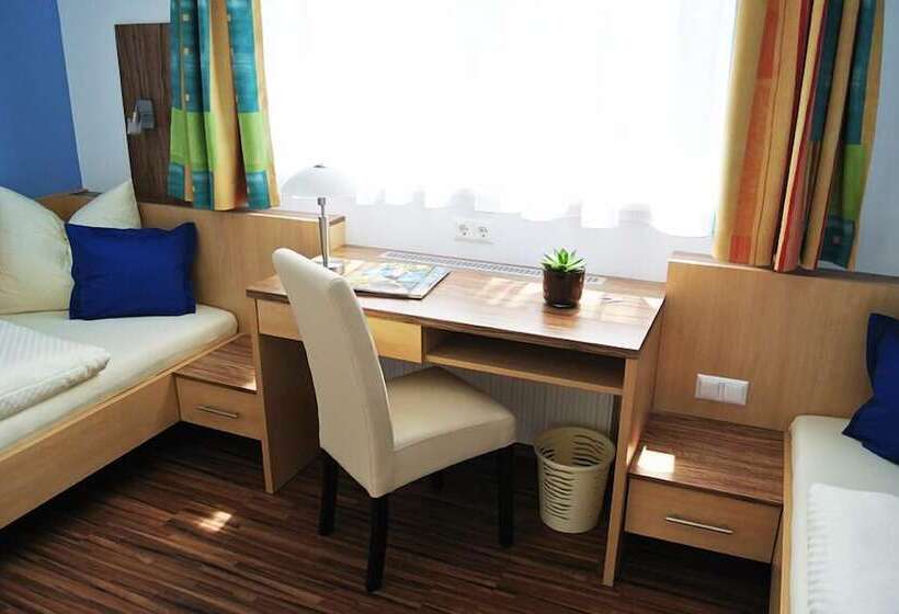 Отель Frühstückspension Paradiesgartl