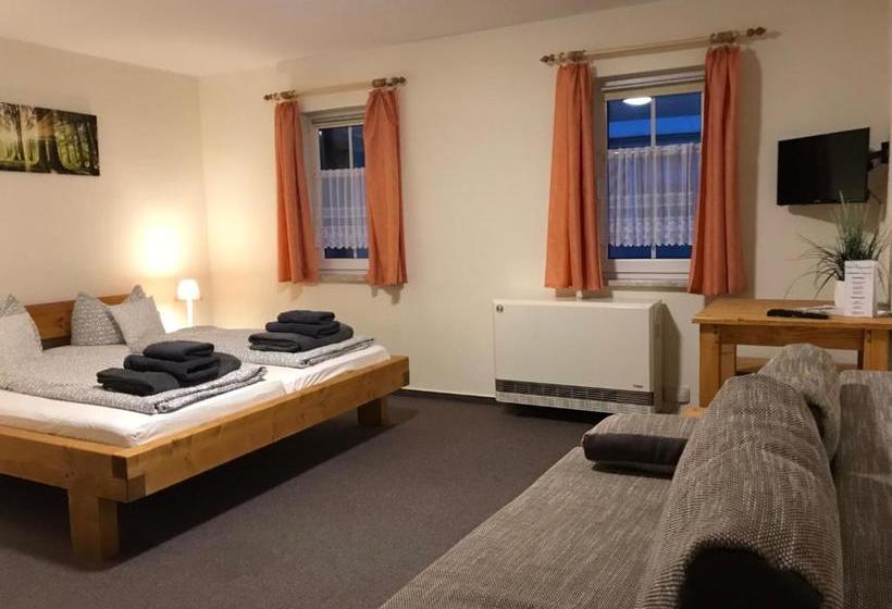 בית מלון כפרי Hostel Ziegenrück