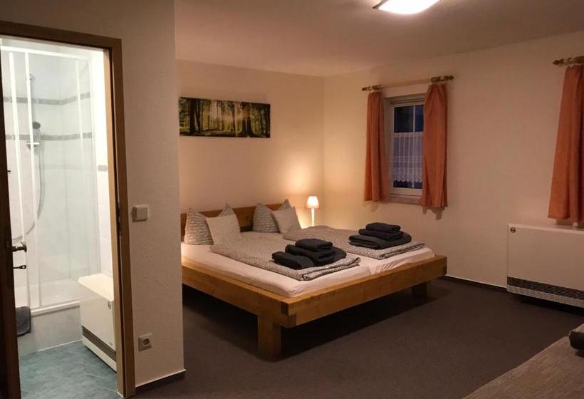 בית מלון כפרי Hostel Ziegenrück