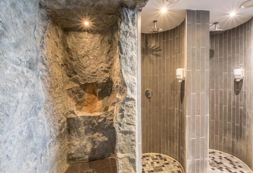 فندق Kurzentrum Waren