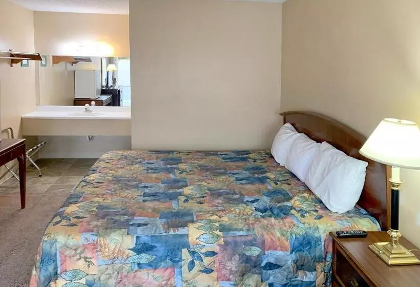 ホテル Midwest Inn
