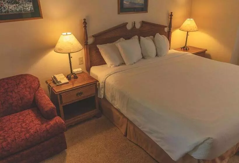 Hotelli Pheasant Park Resort