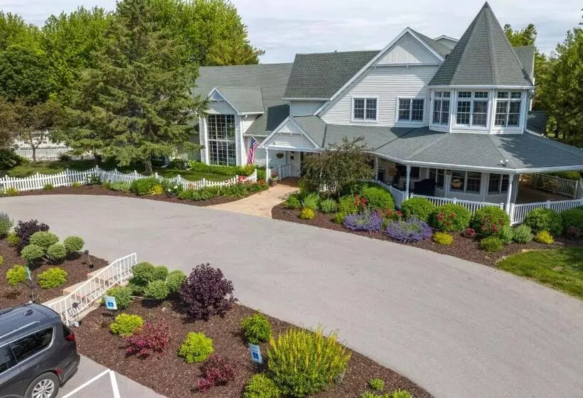 Hotelli Pheasant Park Resort