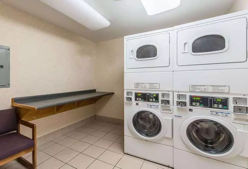 هتل Quality Inn & Suites University Area