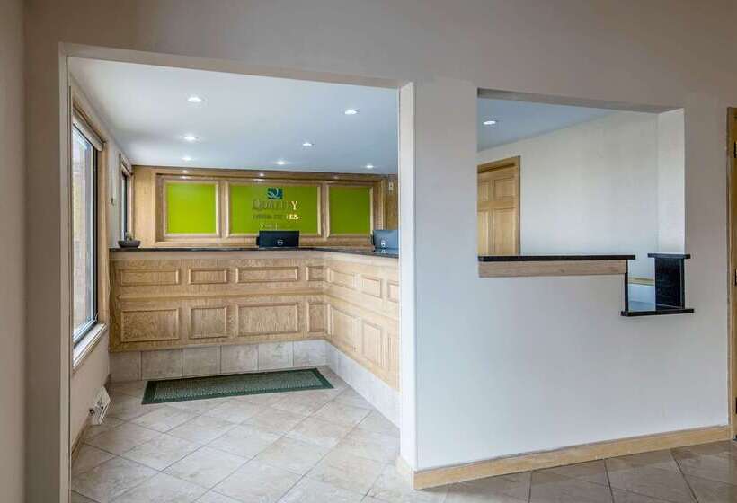 호텔 Quality Inn & Suites University Area