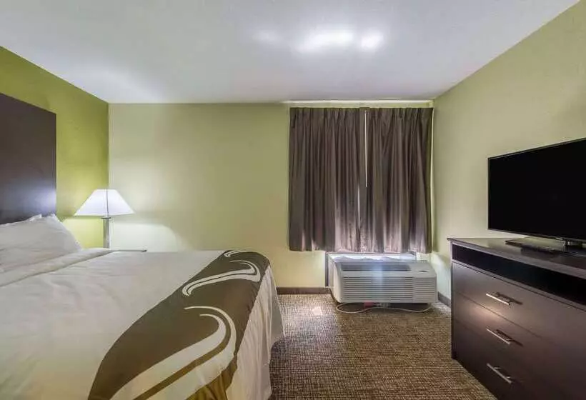 هتل Quality Inn & Suites University Area