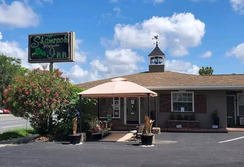 Hotelli Shamrock Cove Inn