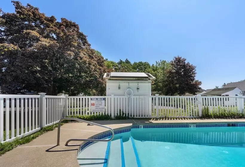 ホテル The Beaches Guest Rooms And Cottages