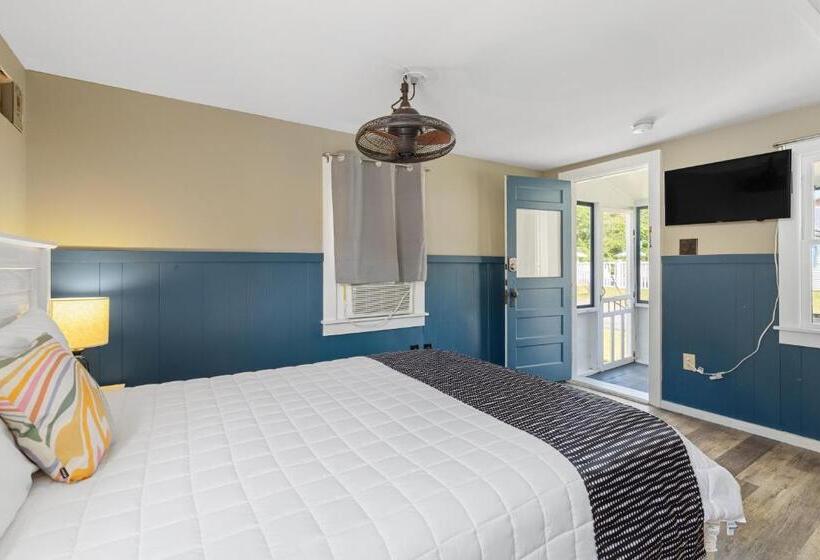 فندق The Beaches Guest Rooms And Cottages