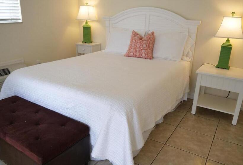 בית מלון כפרי The Sea Spray Resort