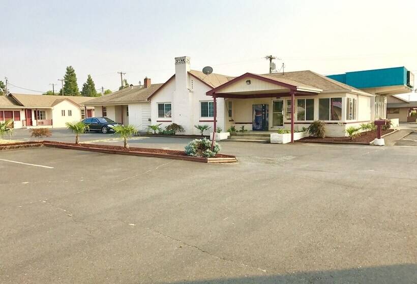 Travelers Inn Motel