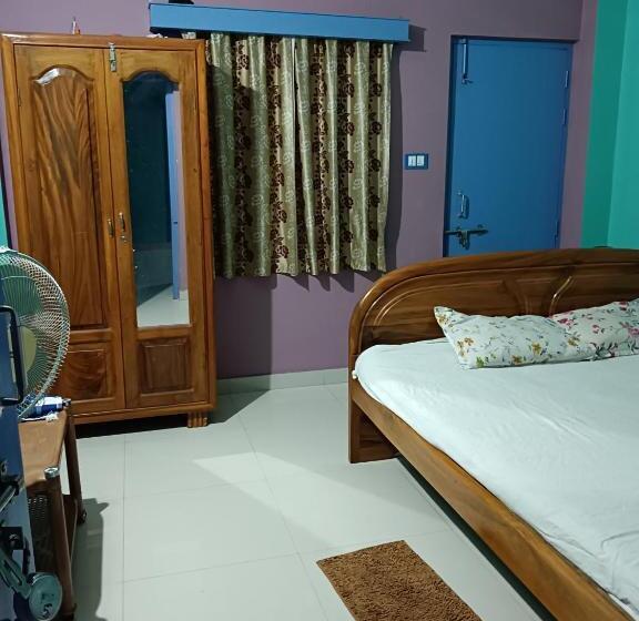 Bed and Breakfast Mondal Home Stay