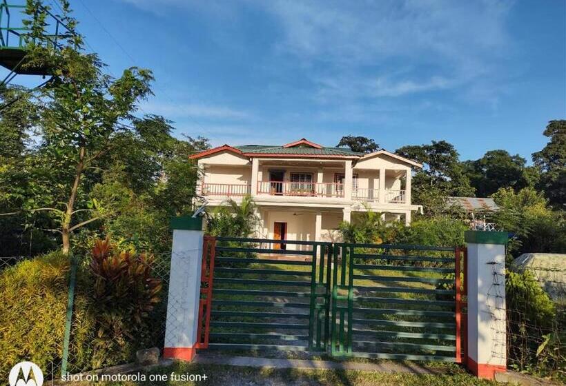 Bed and Breakfast Mondal Home Stay