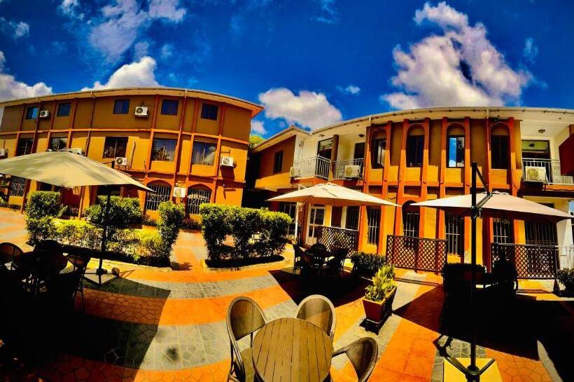 هتل Aron International