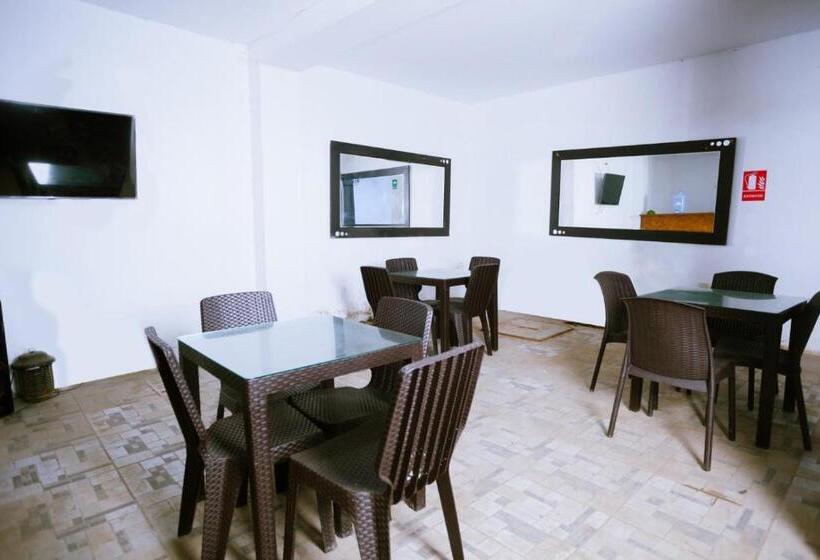 Hotel Mar Azul Mancora