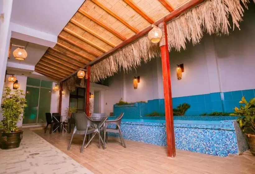 ホテル Mar Azul Mancora