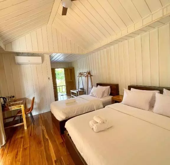 ホテル Nongkhiaw The Float House