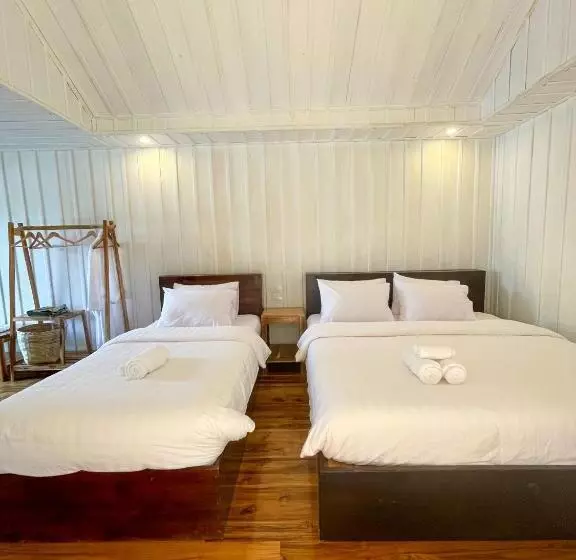 ホテル Nongkhiaw The Float House