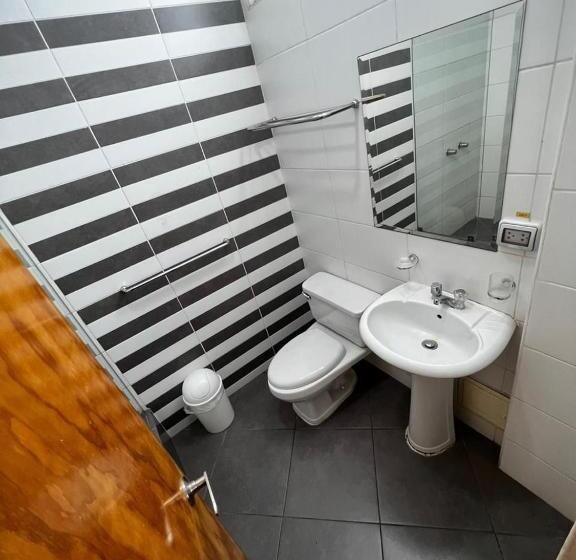 בית מלון כפרי Reycer