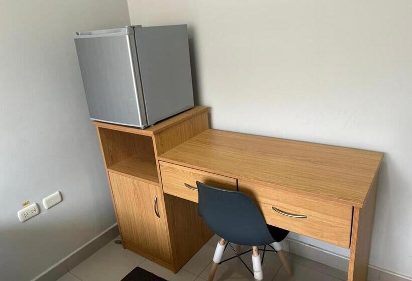 בית מלון כפרי Reycer