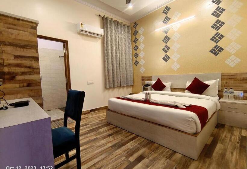 호텔 Roop Highlights