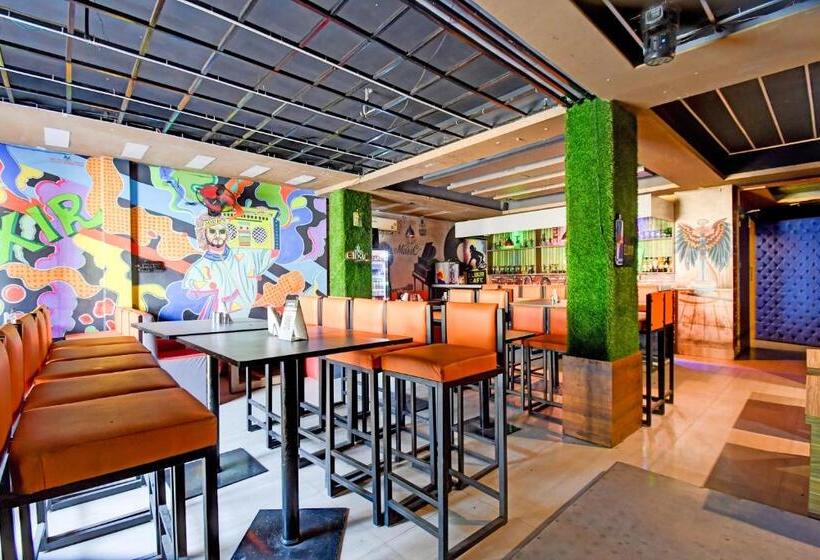 בית מלון כפרי Super Oyo Dreams Inn