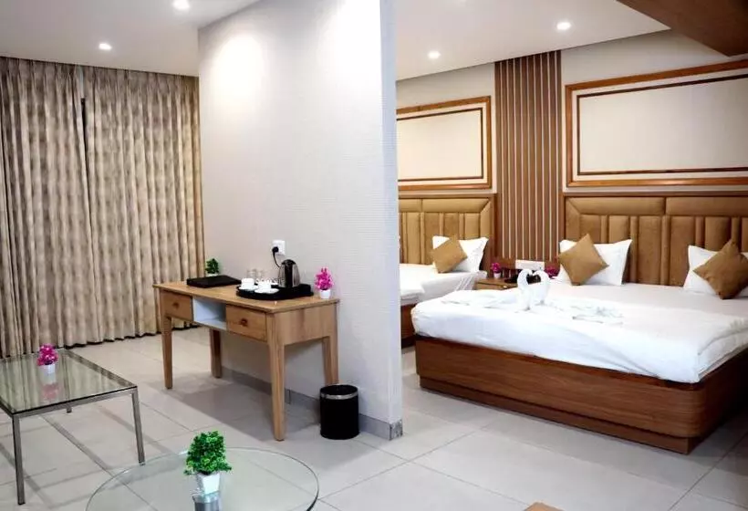 ホテル The Prince Highway