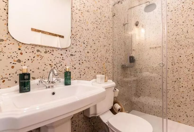 ペンション Amália Boutique Suites & Studios   By @ Rita´s Place