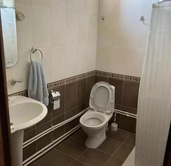 پانسیون Green Garden Guest House