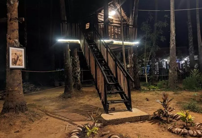 پانسیون Kathir Guest House