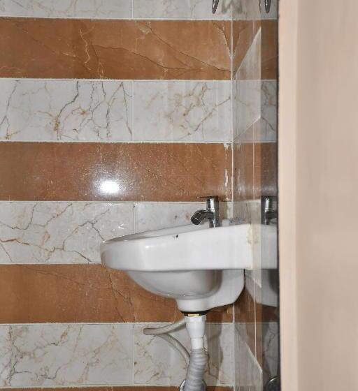 Pensjonat Krushna Guest House