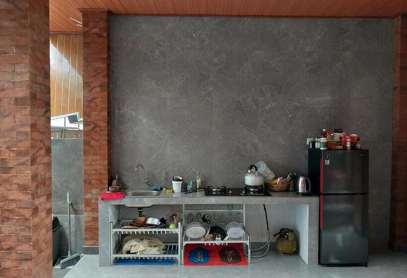 פנסיון Pondok Senja