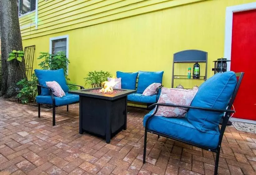 Majatalo The Sunburst Oasis