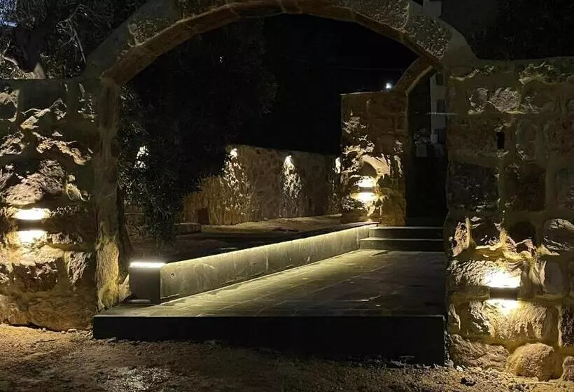 پانسیون Wadi Al Nakhil Hostel