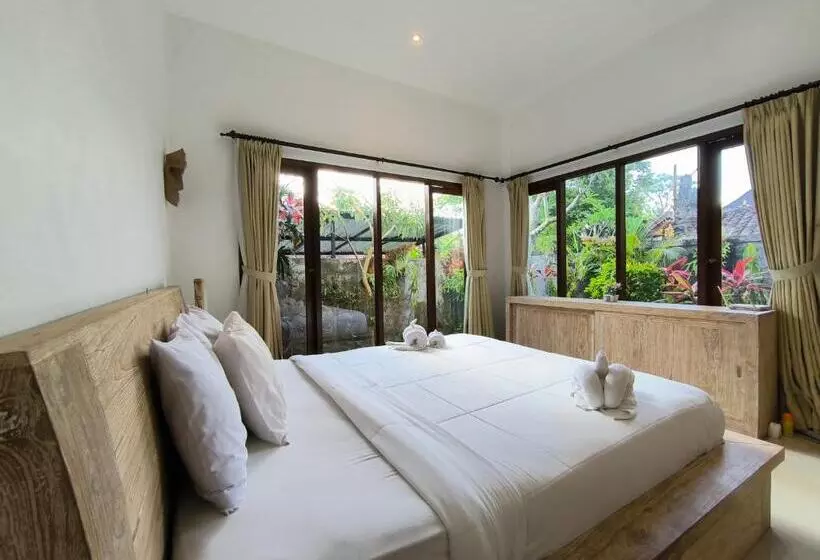 Majatalo White Lotus House