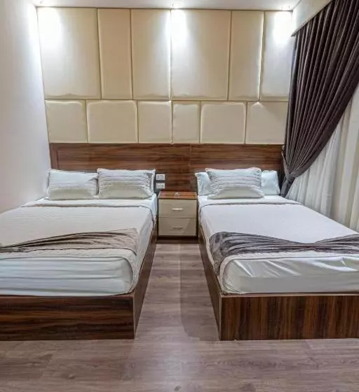 هاستل Elite Grand City