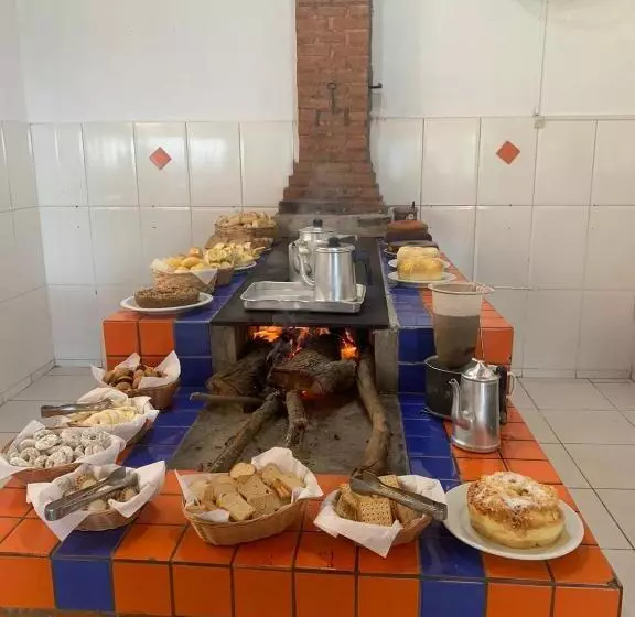 ユースホステル Pousada Fazendinha Alto Da Serra