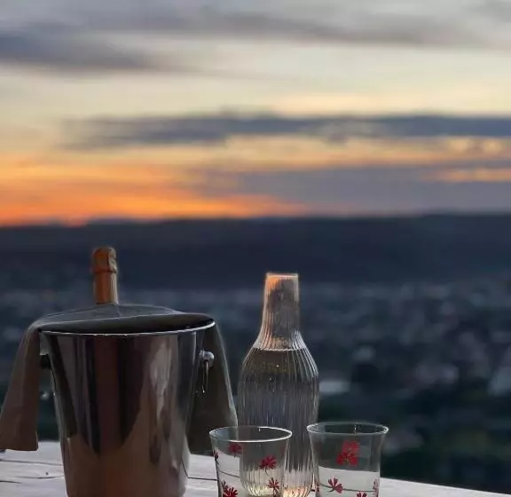 Aamiaismajoitus (B&B) Maison Louisa