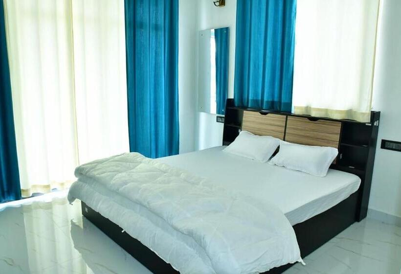 Hotel Gupta Marriage Hall And