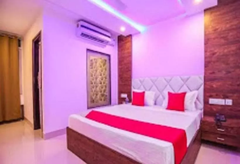 هتل Mahalaxmi   Ujjain