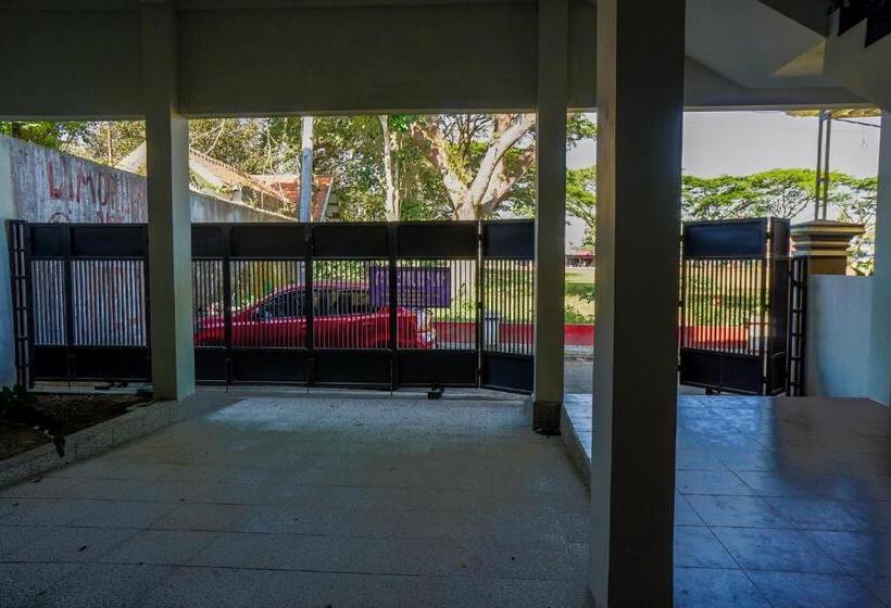 Hotel Hkp Homestay Redpartner Blitar