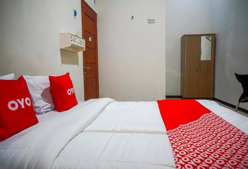 ホテル Hkp Homestay Redpartner Blitar