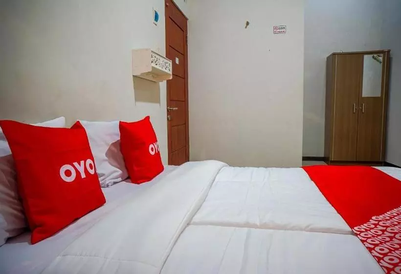 ホテル Hkp Homestay Redpartner Blitar