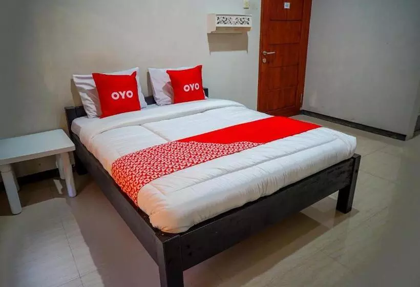 ホテル Hkp Homestay Redpartner Blitar